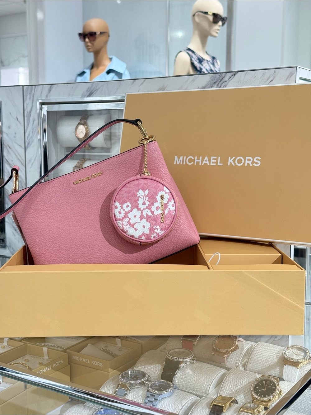 NEW MICHAEL KORS Trisha Pebbled Leather Crossbody Bag With Pouch